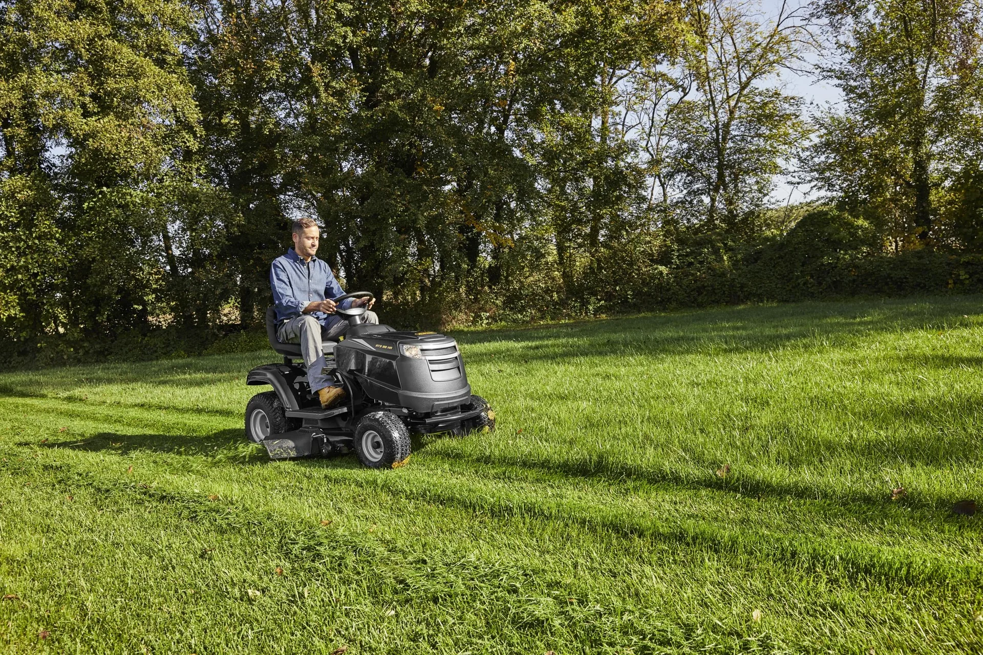 Rasentraktor AT3 98 HA - 1