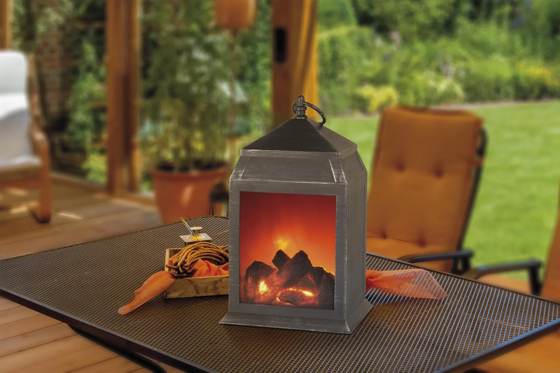 LED Laterne mit flackerndem Flammenlicht - 1