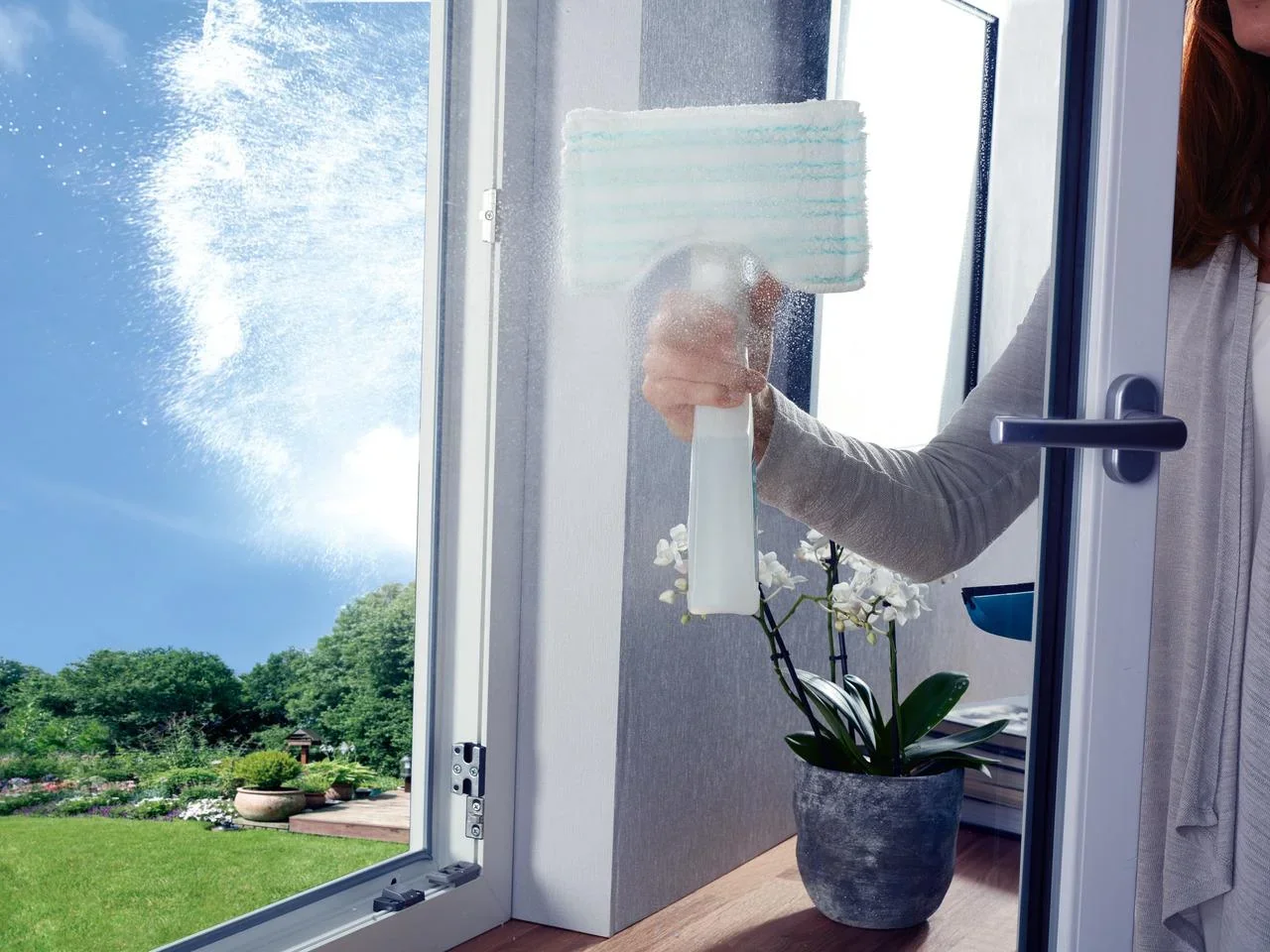 Fenster-Sprühwischer mit Pad, 500ml - 4
