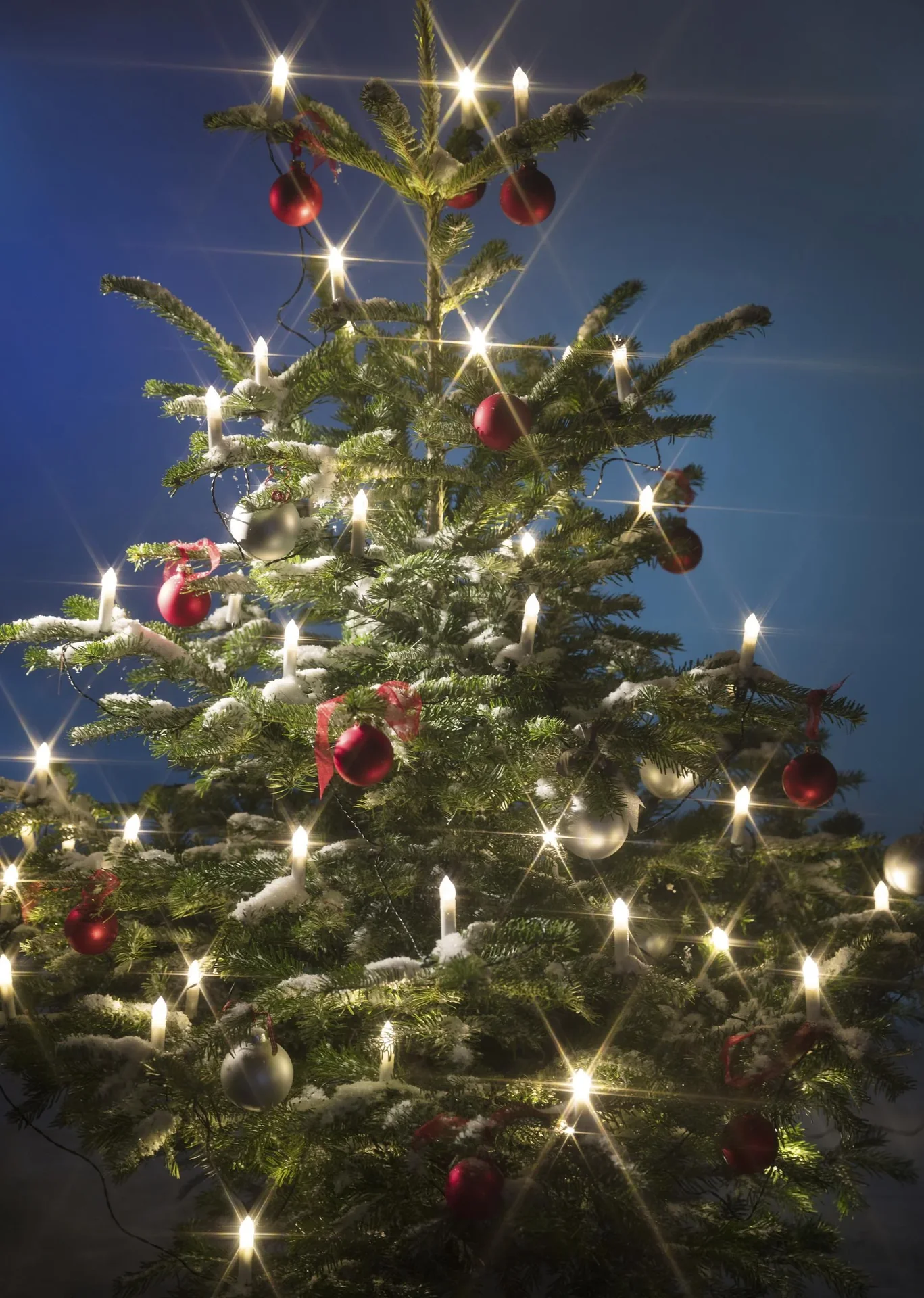 LED Kerzenlichterkette 30er, 50 cm Abstand - 0