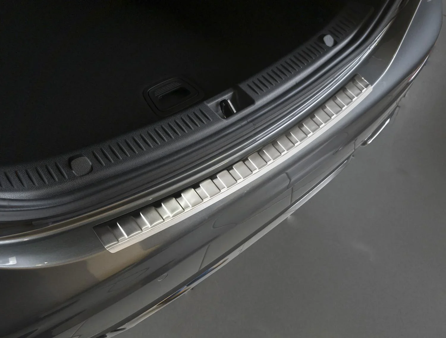 Ladekantenschutz Edelstahl für Mercedes E Klasse W213 Limousine, Baujahr 2016> - 1