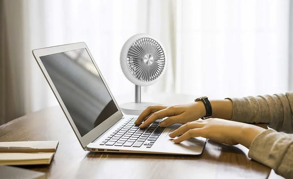 Mini Ventilator mit wieder aufladbarem Akku - 0