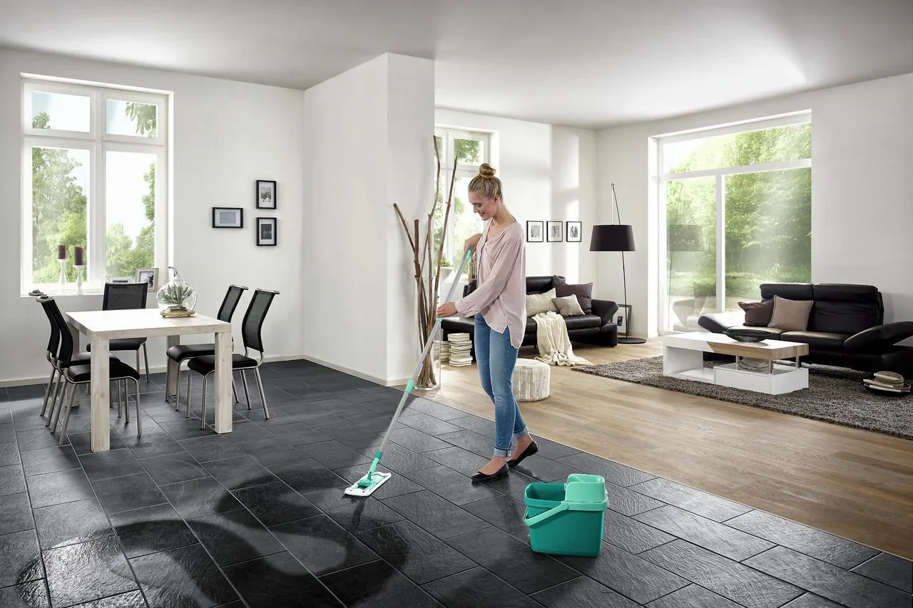 Set Eimer 12 Liter mit Presssieb, Bodenwischer, Set "Combi M + Wischbezug static plus" - 1