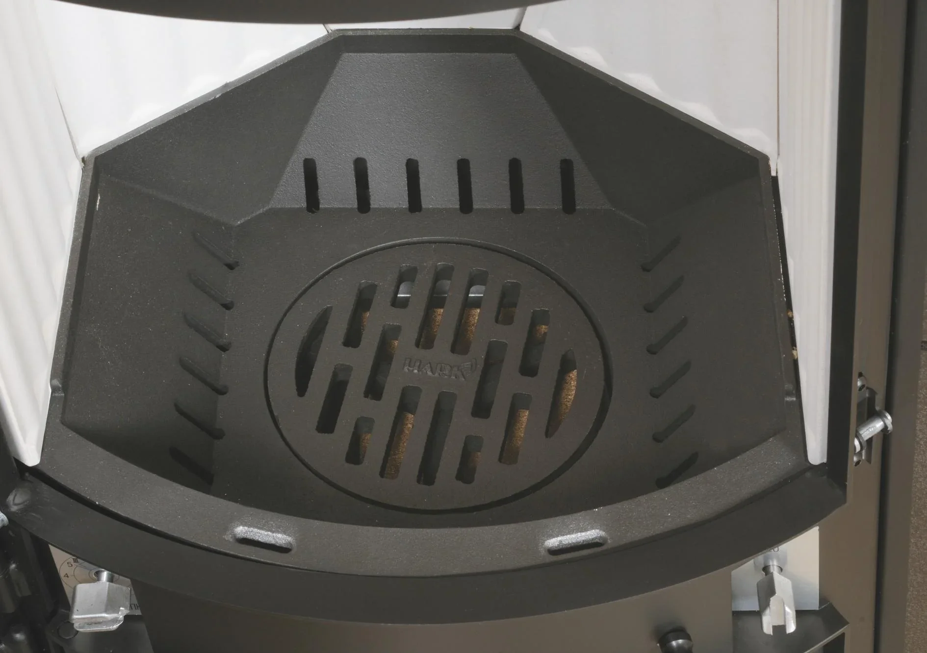 Kaminofen - Avenso ECOplus 8 kW - Kacheln jola-braun/stone - 1