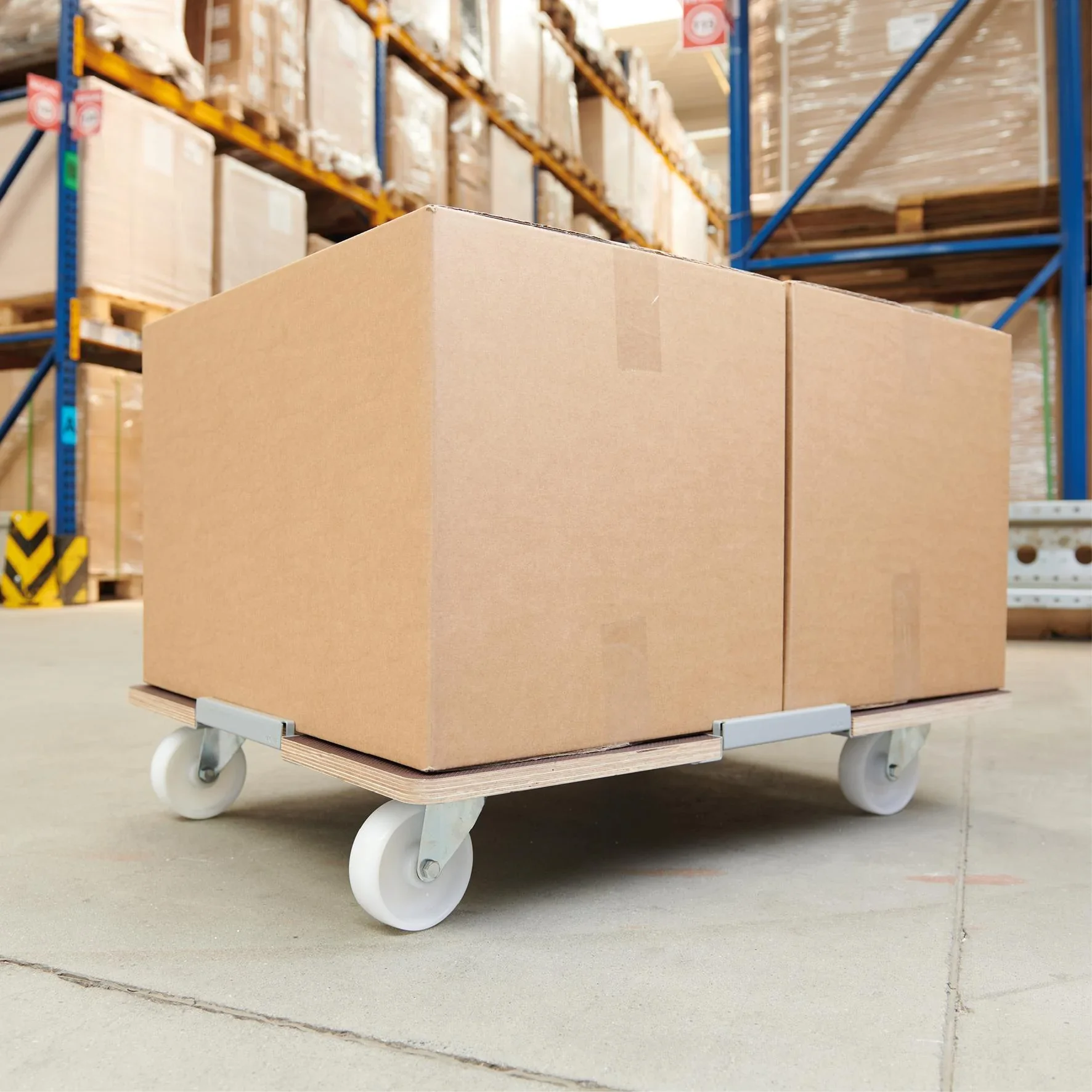 Transporthilfe MM 1379, 80 x 60 x 13,5 cm, harte Rollen Ø 100 mm, Rollenlager, Platte Maxigrip FSC®, Tragkraft 400 kg - 1