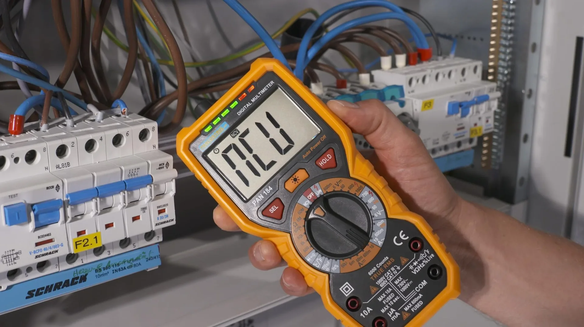 Digital Multimeter 1000V True RMS - 1