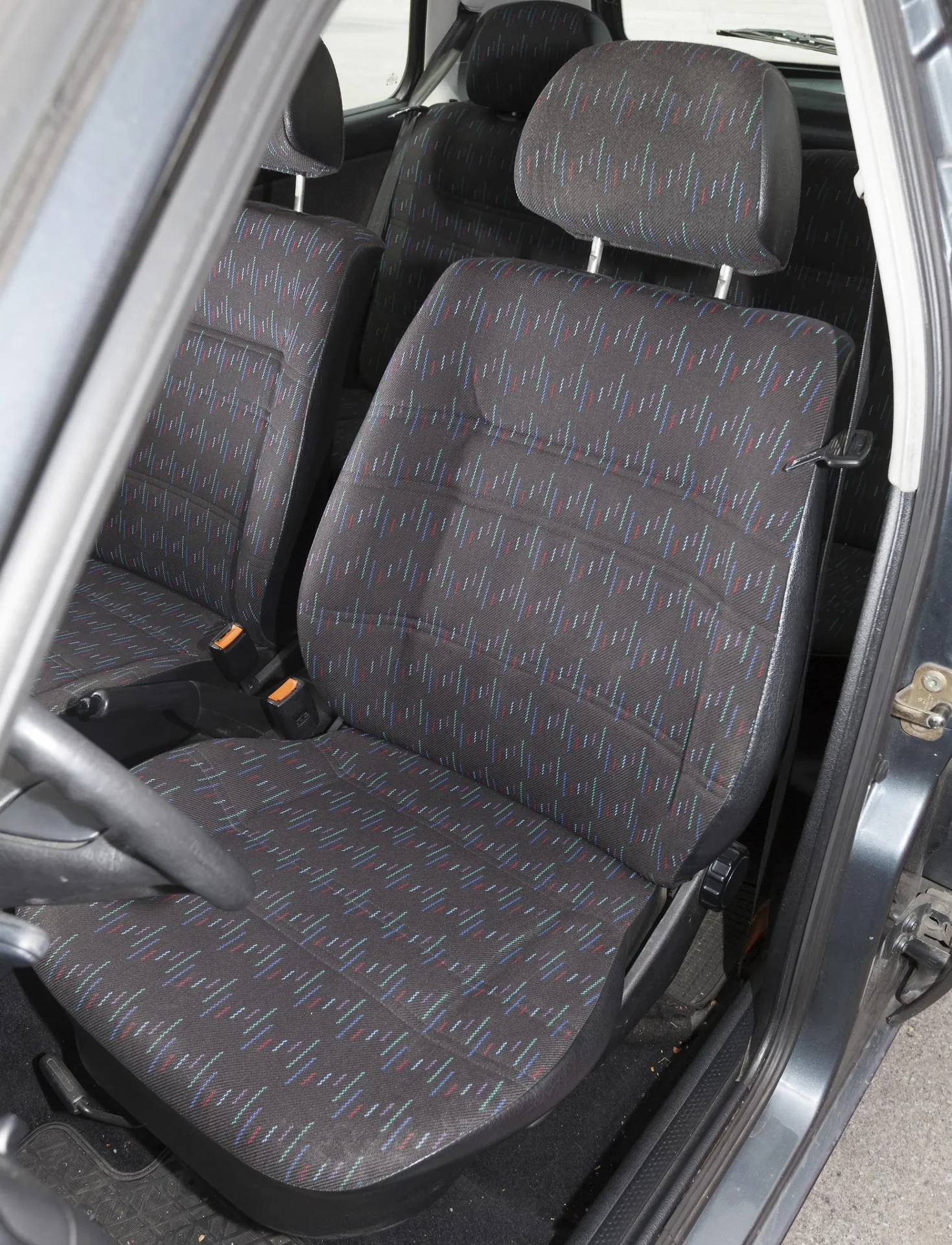 Ergonomische Sitzauflage, schwarz - 1