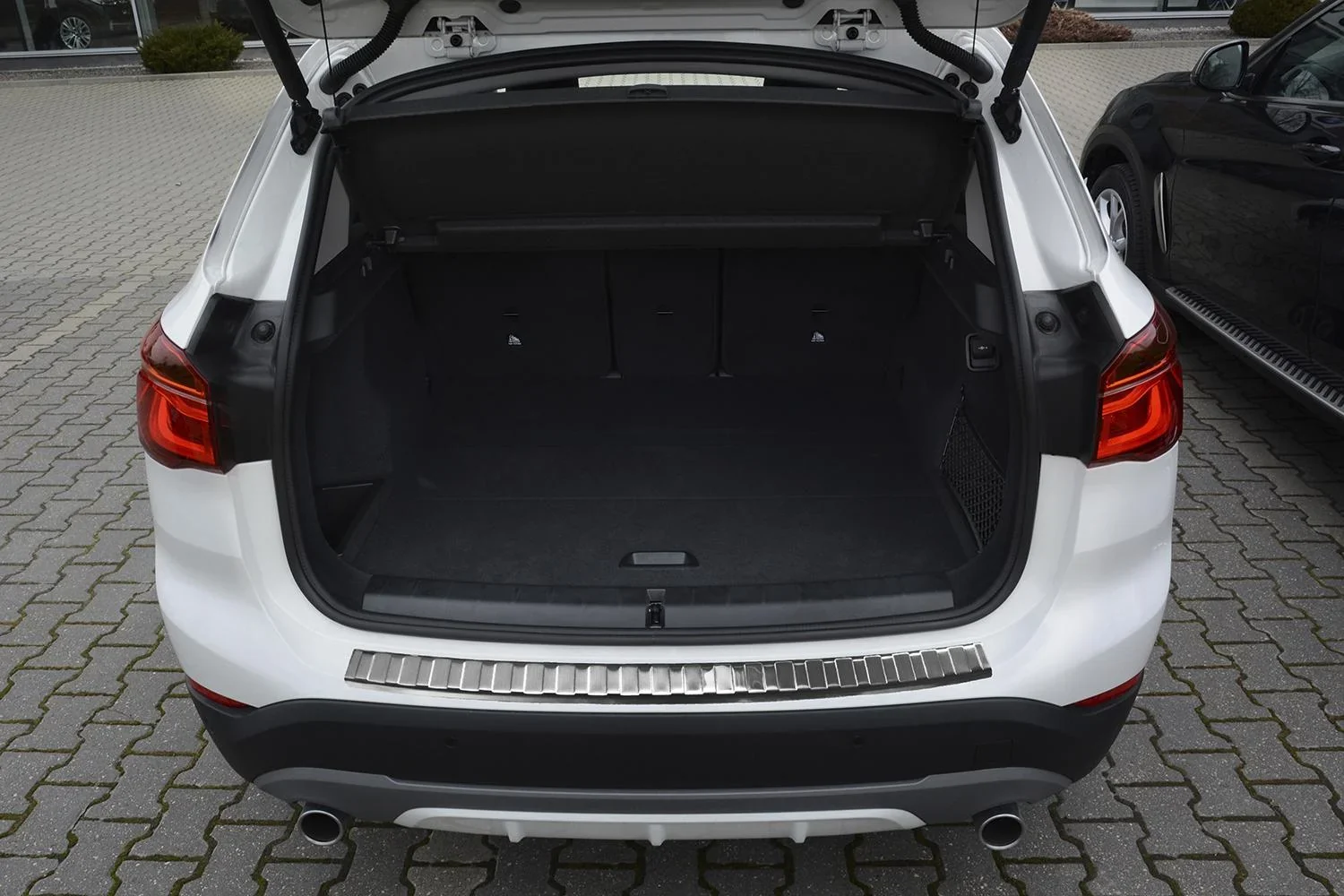 Ladekantenschutz Edelstahl für BMW X1 F48 ab Baujahr 2015> - 0