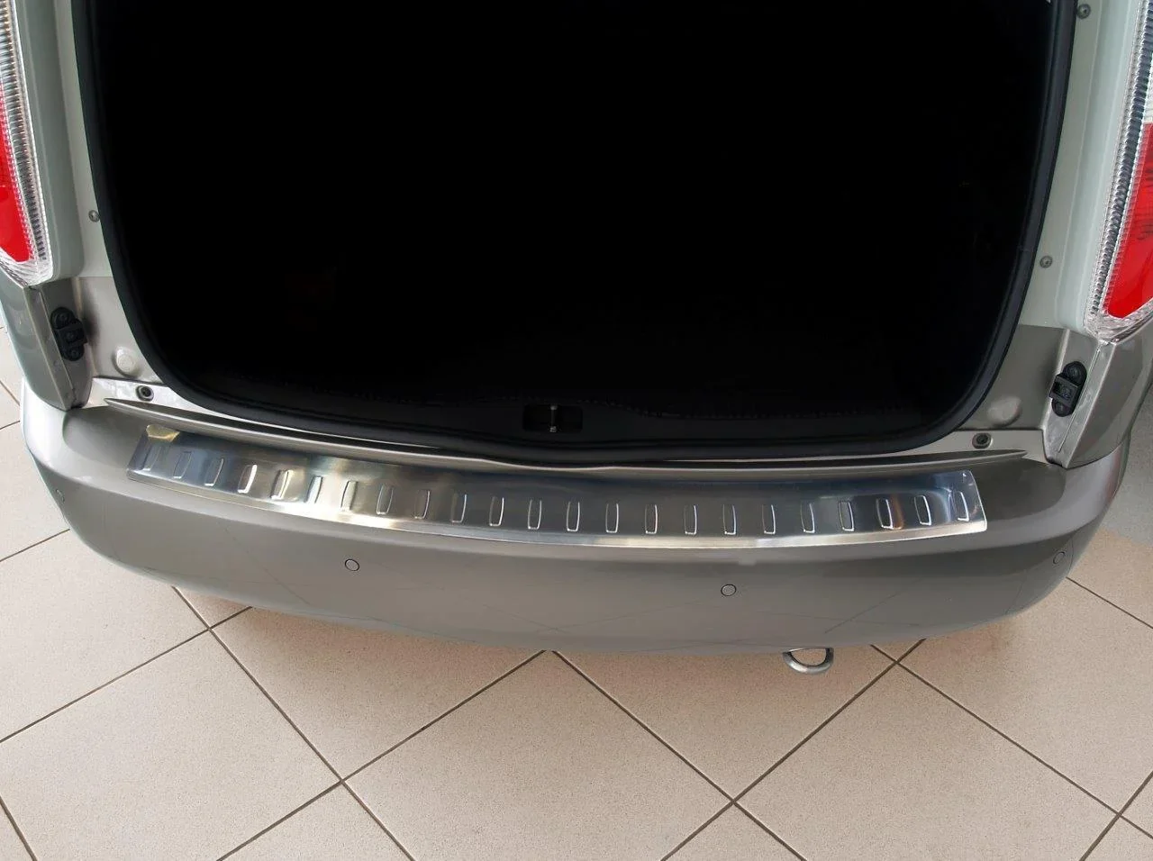 Ladekantenschutz Skoda Rapid / Edelstahl, Baujahr 2012-2015, FL 2015> - 9