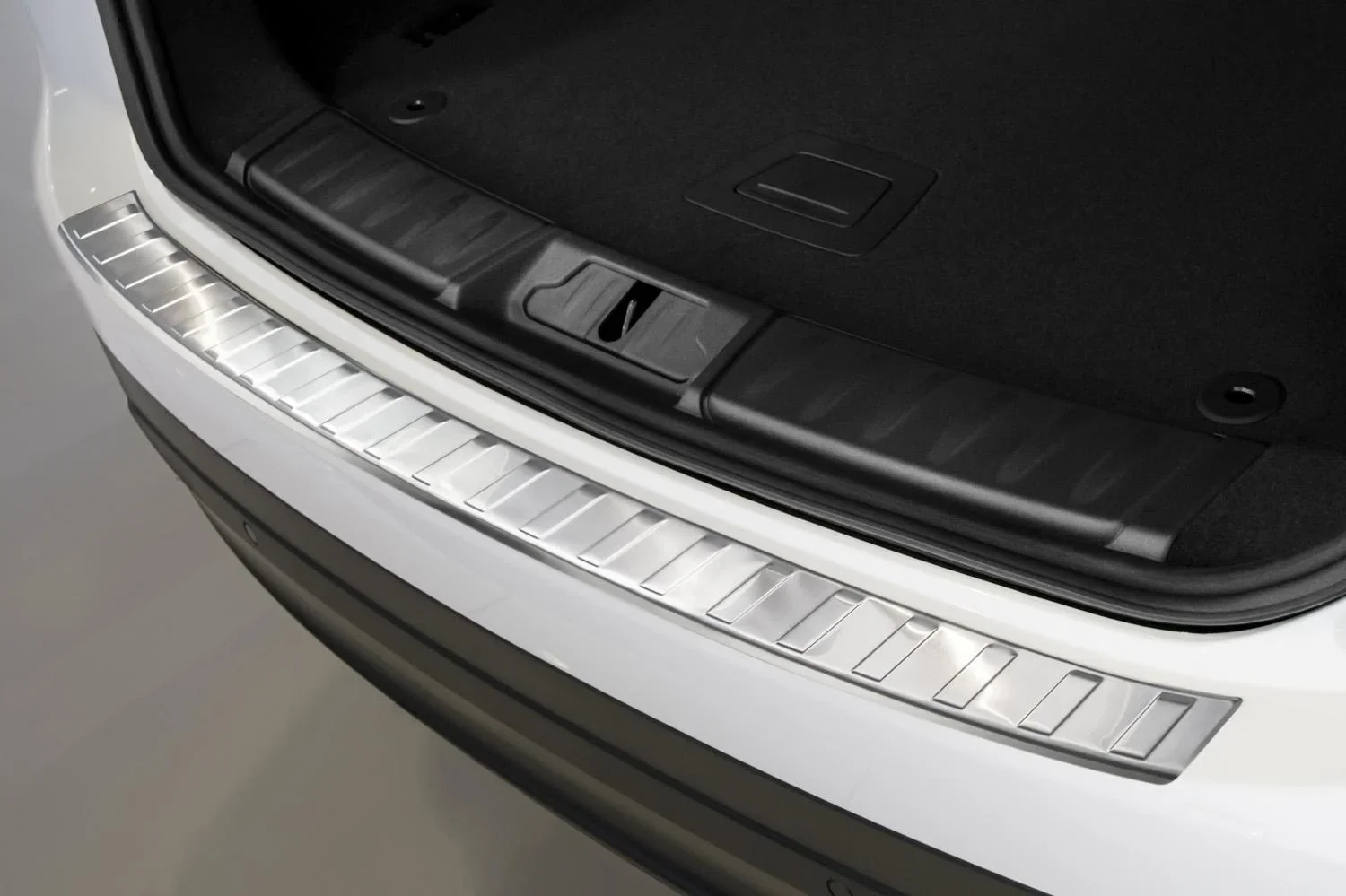 Ladekantenschutz Edelstahl für Jaguar F-Pace - Baujahr 2016 > - 1