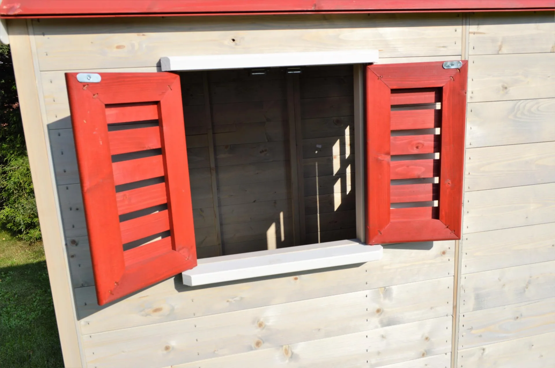 Holz Spielhaus Gecko rot-weiss, 120x120x155 cm - 0