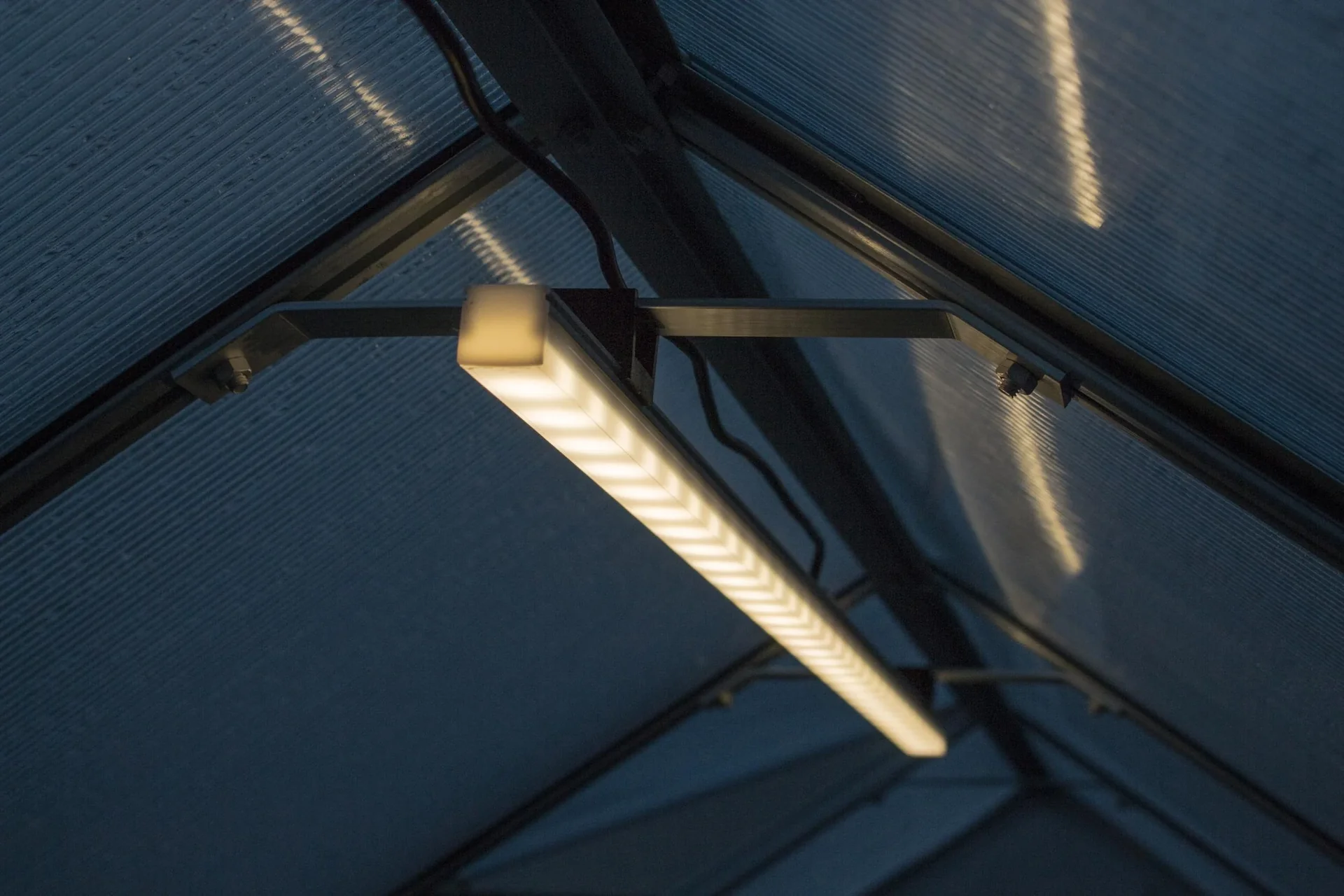 LED Leuchte, lang - 0