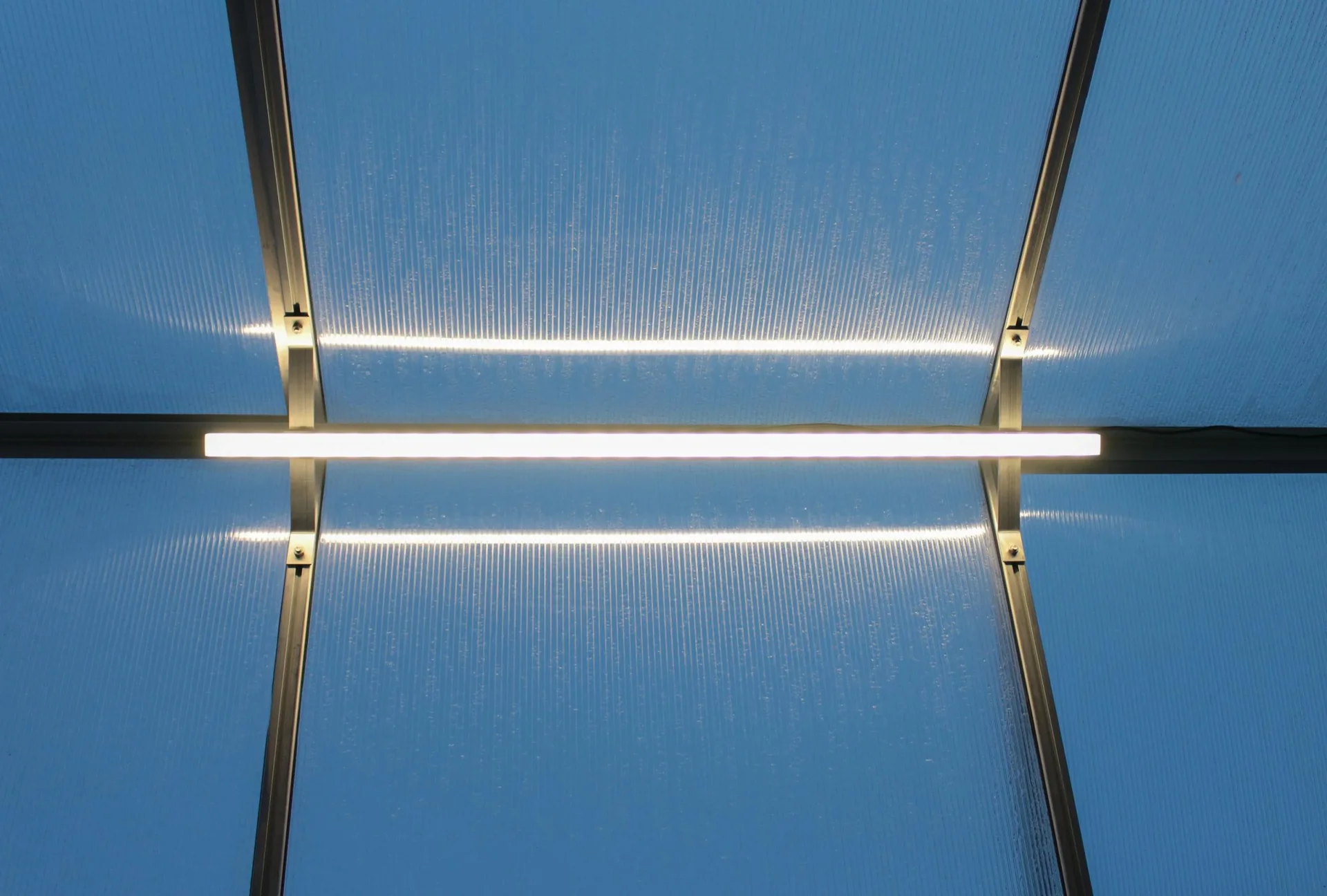 LED Leuchte, lang - 3