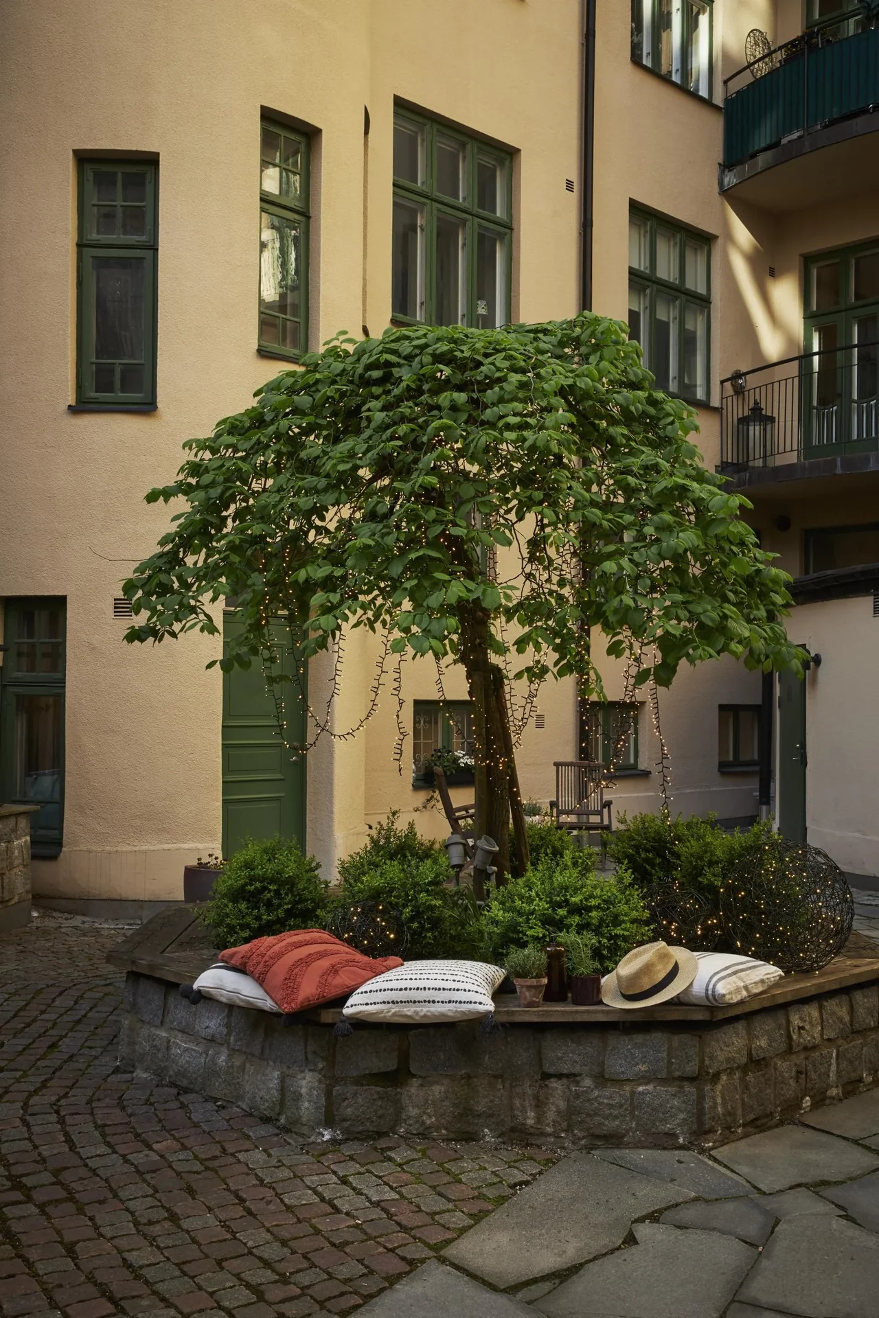 Lichterkette mit 180 warmweißen LEDs, IP44 - 2