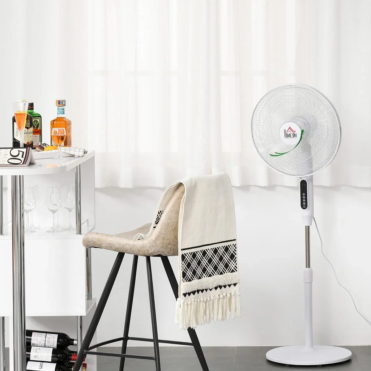 Standventilator mit 3 Belüftungsstufen schwarz/weiß - 4
