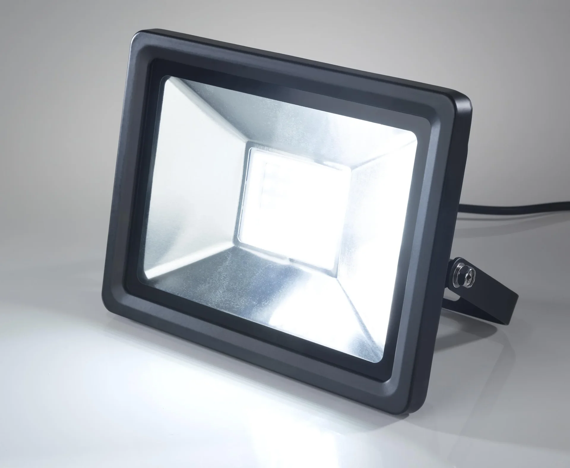 LED Fluter, 30 Watt, 2400 Lumen, IP65 - 1