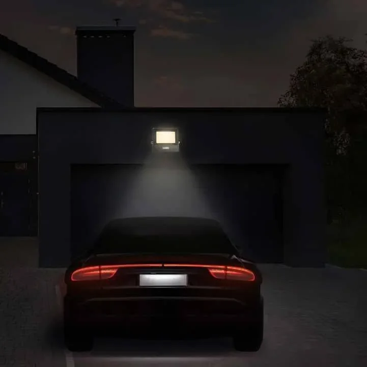 VT-158S LED-Flutlicht mit Sensor - 50 W - 4000 Lm - 3000K - Schwarz - 3