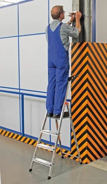 Alu - Stufen - Stehleiter, 4 Stufen - 2