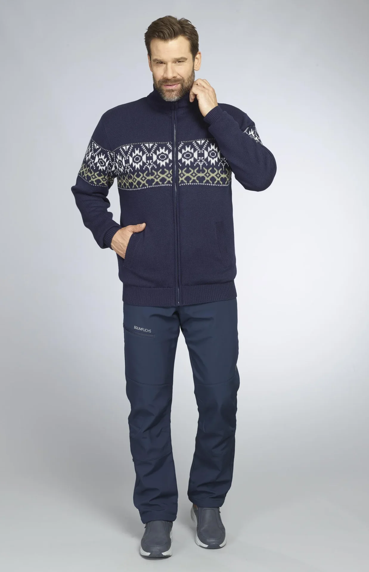 Strickjacke gefüttert, Farbe navy/grün, Gr.M - 0
