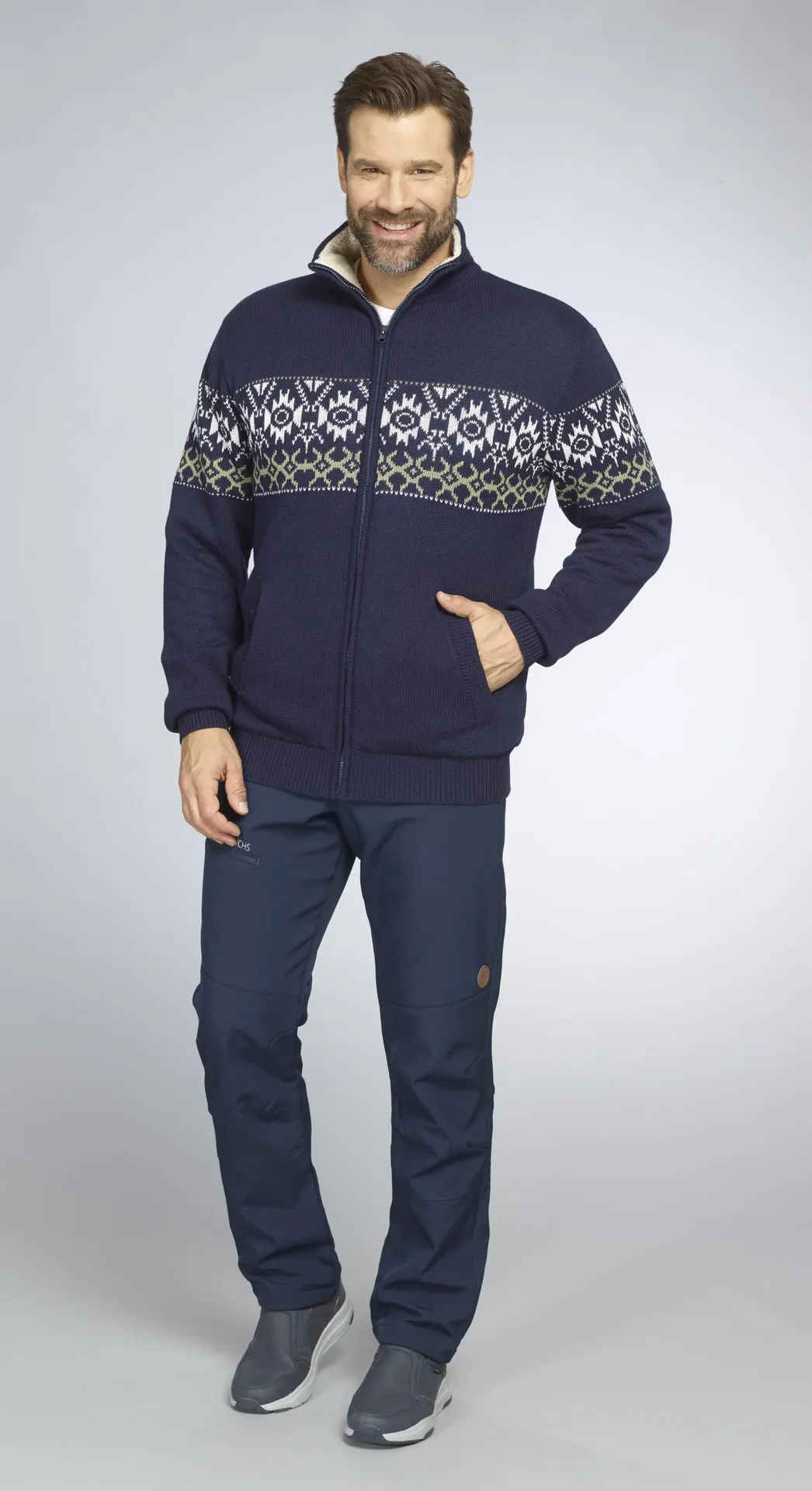 Strickjacke gefüttert, Farbe navy/grün, Gr.M - 1