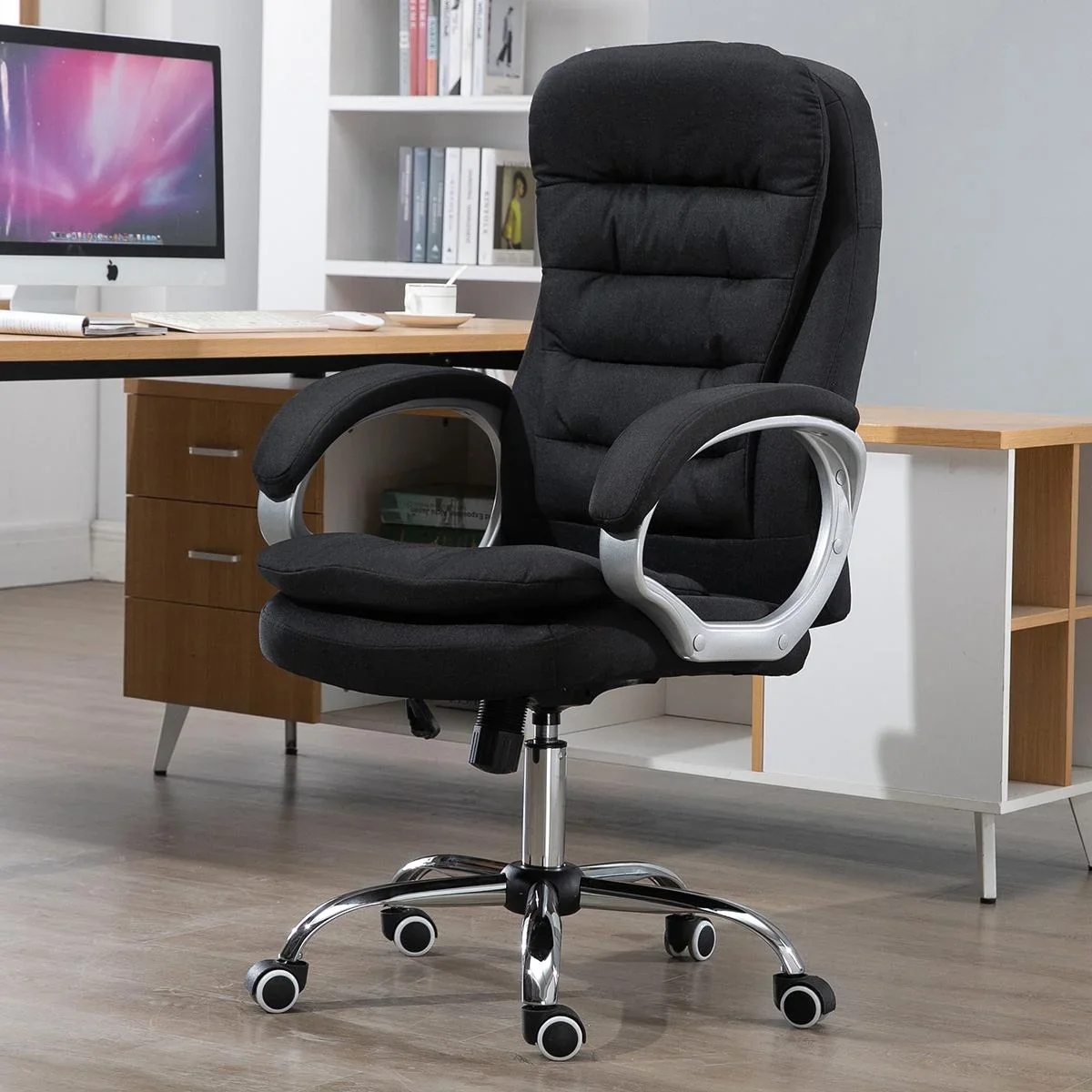 Bürostuhl mit hoher Rückenlehne - 3