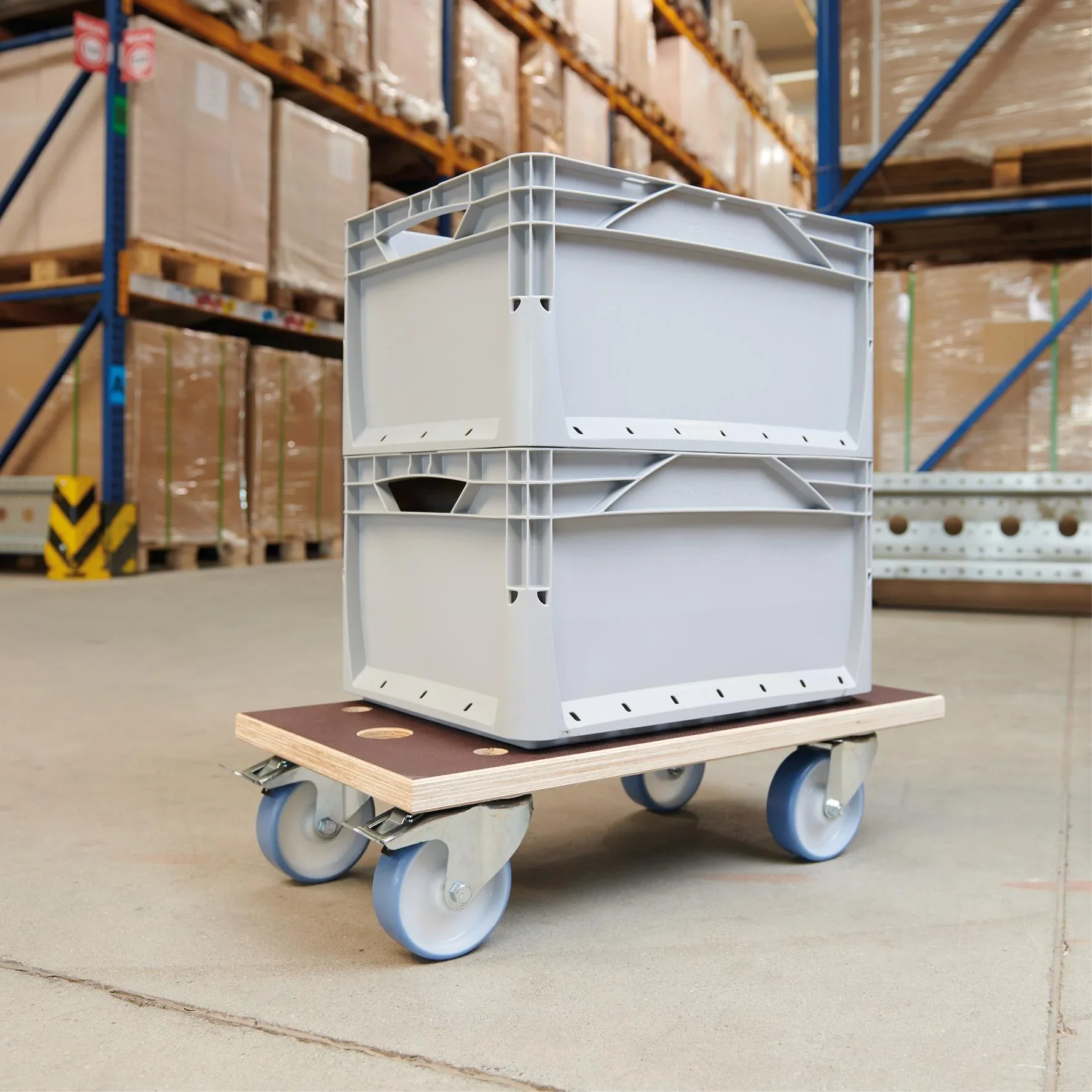 Transporthilfe MM 1341, 57,5 x 30 x 15 cm, harte Rollen Ø 100 mm, Rollenlager, 2 Bremsen, Platte FSC®, Tragkraft 500 kg - 3