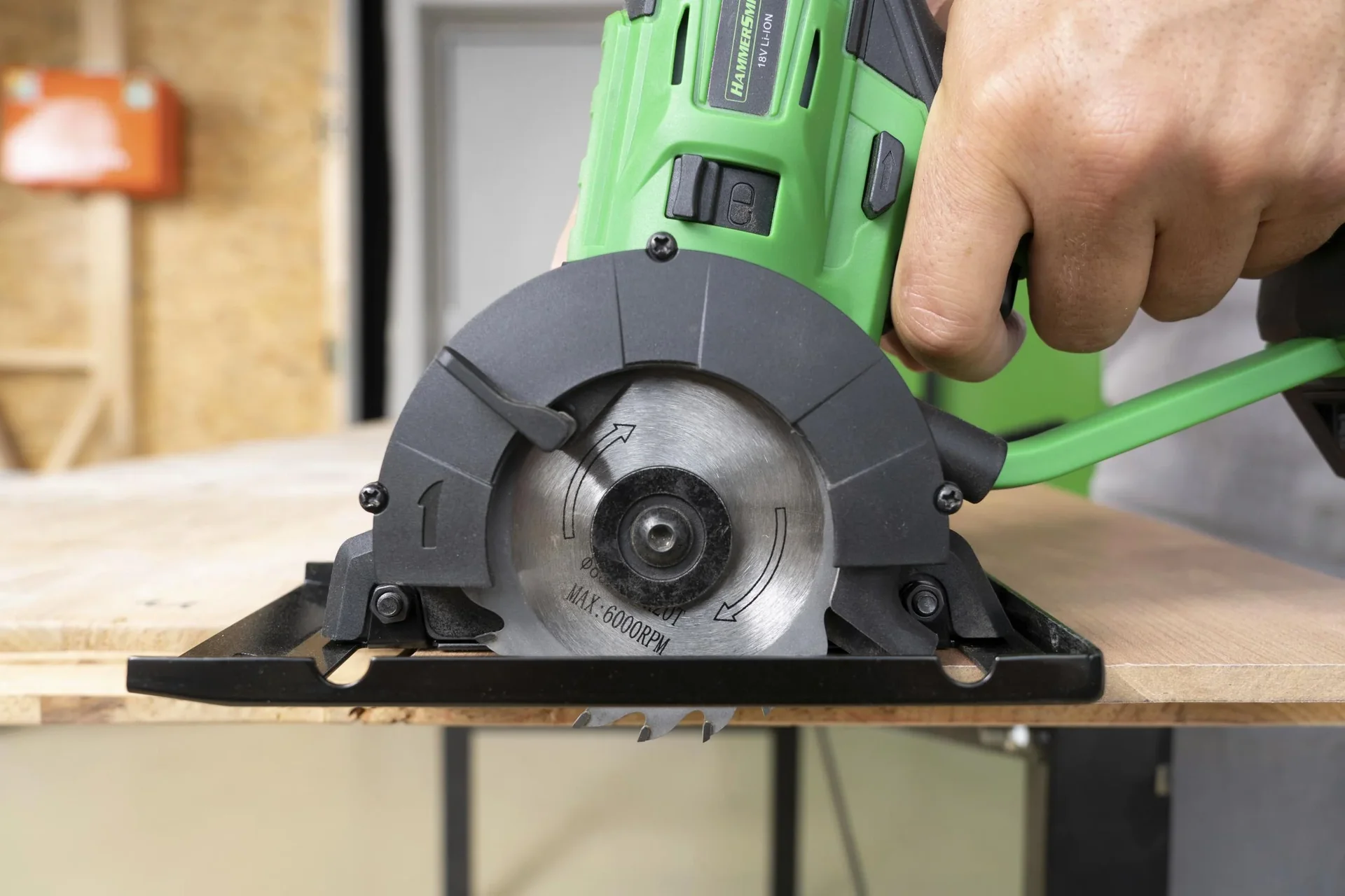 MultiTool-Kreissägenaufsatz - 1