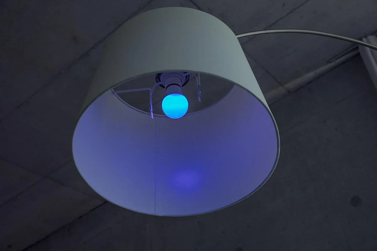 LED Lampe Star mit Remote Control, 9 Watt, E27, warmweiß,RGB dimmbar - 1