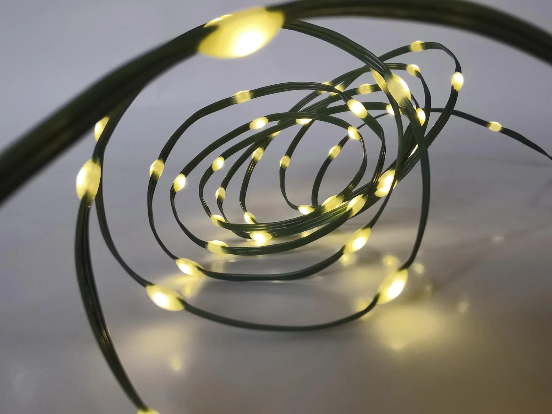 LED Lichterkette mit 400 warmweißen LEDs - 0
