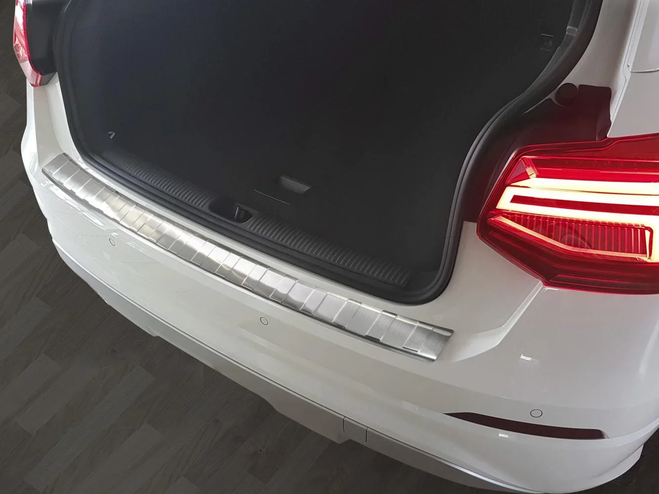 Ladekantenschutz Edelstahl für Audi Q2 - Baujahr 2016 > - 1
