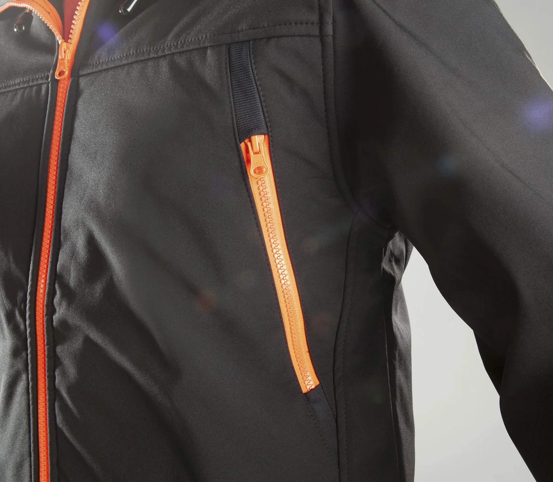 Softshelljacke, Farbe schwarz-orange, Größe M - 0