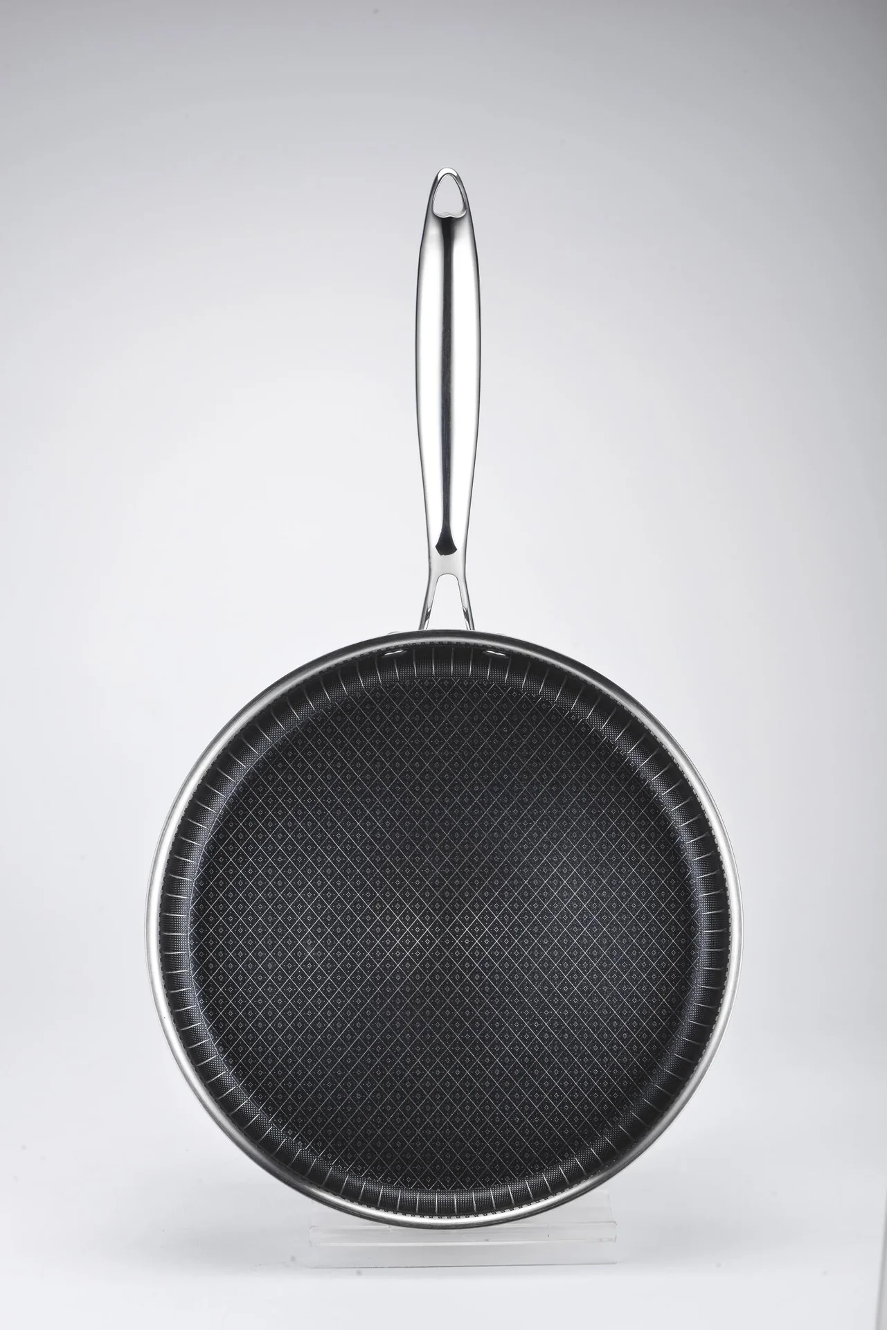 Titan Pan Profi-Pfanne, Ø 28 cm inklusive Rezeptheft - 2