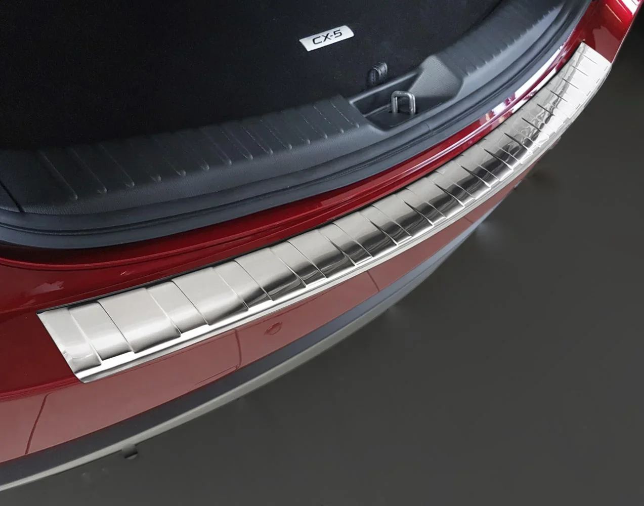 Ladekantenschutz Edelstahl für Mazda CX-5 II - Baujahr 05/2017 > - 2