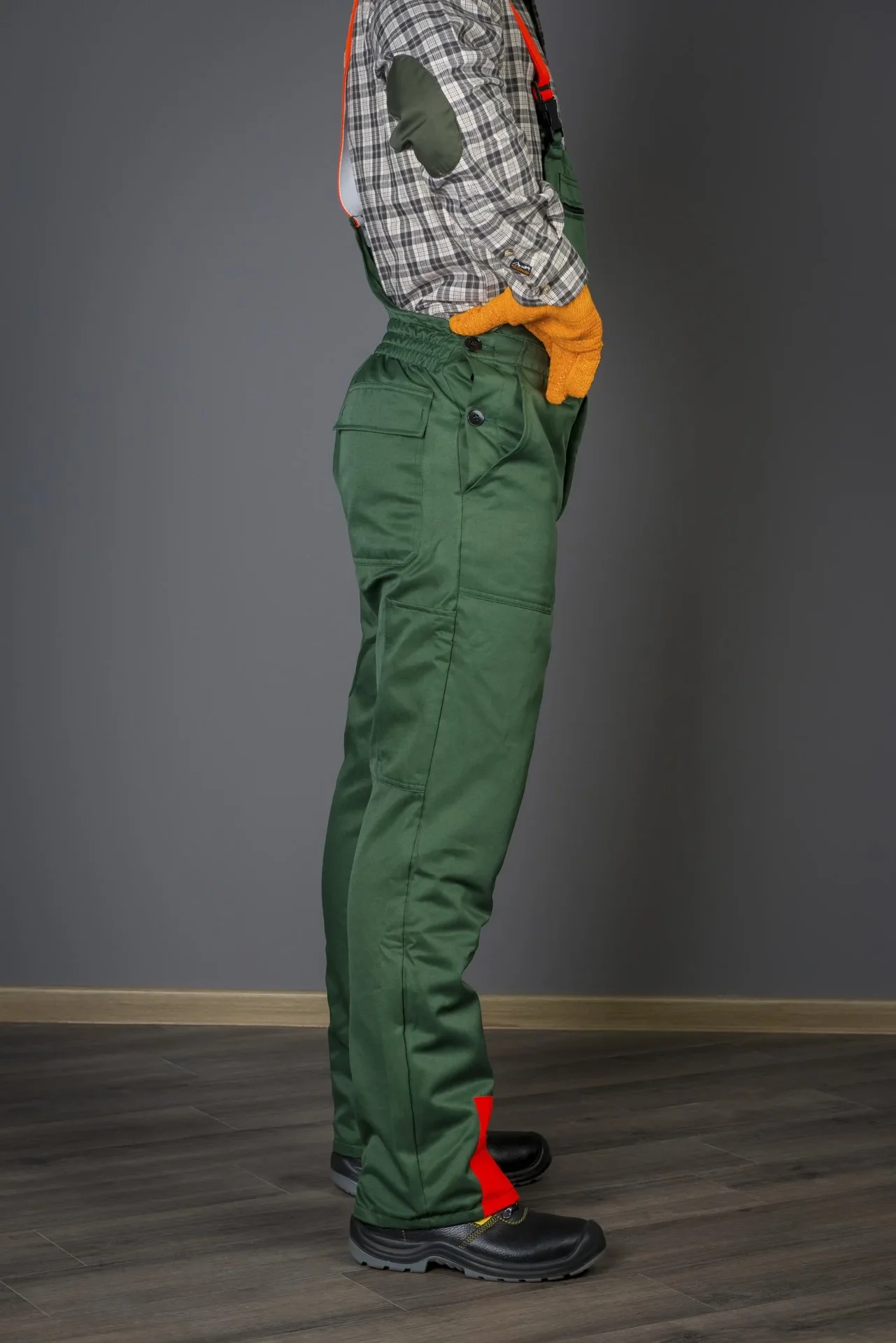 Schnittschutz Sicherheits Starter Set: Hose Gr.60, Helm, Handschuhe - 2