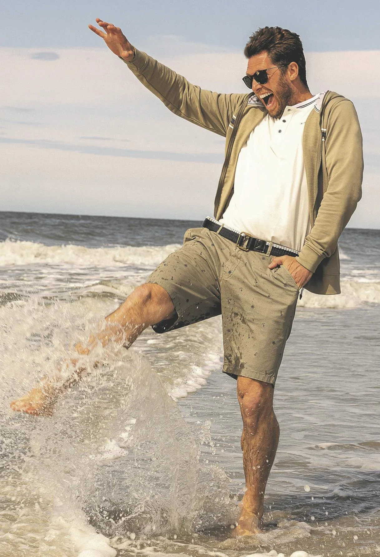 Shorts mit Maritimem Print, Farbe khaki, Gr.M - 8