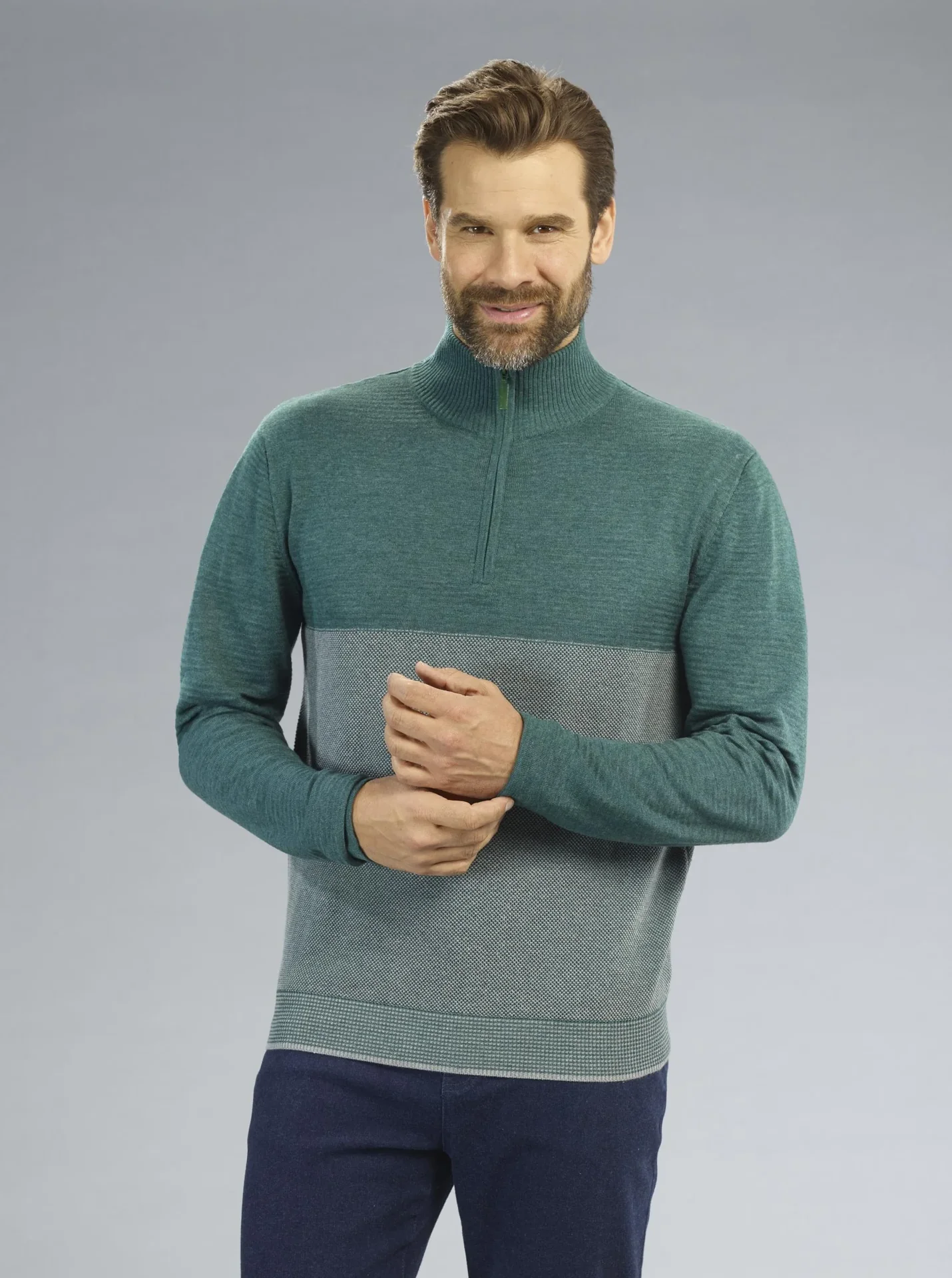 Pullover mit Reißverschluß, Farbe grün, Gr.M - 1