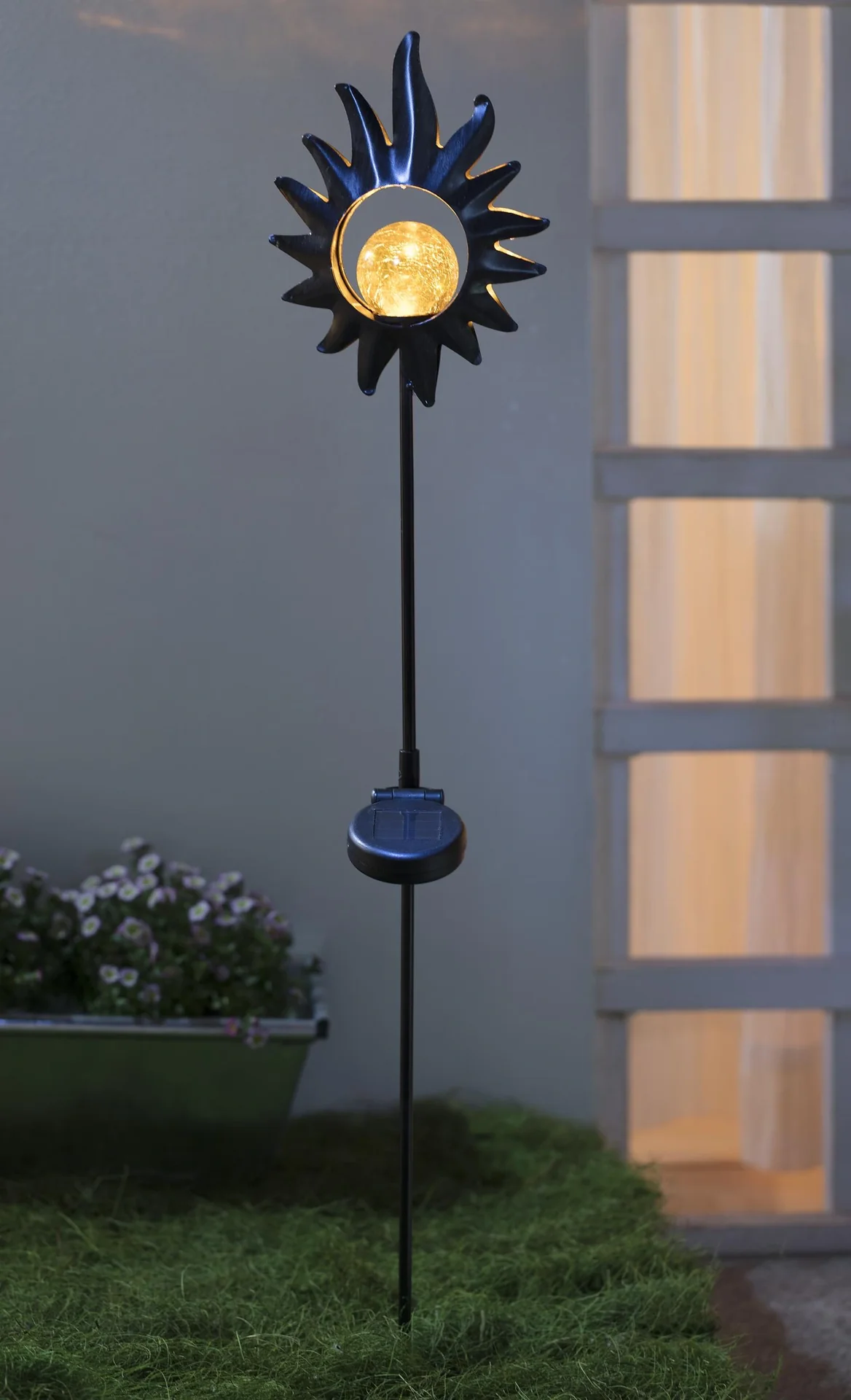 Solarleuchte "Sonne" mit orangefarbener LED - 2
