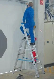 Stufen Stehleiter Alu 7 Stufen Leiter fahrbar - 3