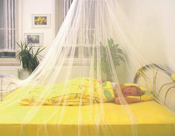 Moskitonetz, zur Befestigung an der Decke - 1
