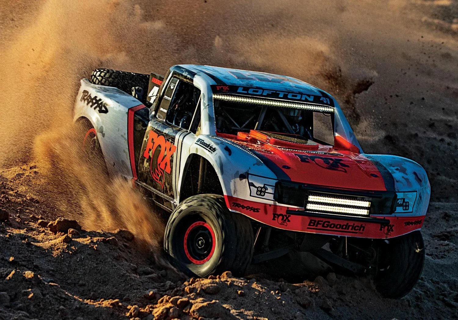 Unlimited Desert Racer 4x4 VXL Fox-Edition RTR + LED 1/7 4WD Pro-Scale Race-Truck Brushless ohne Akku/Lader - 5