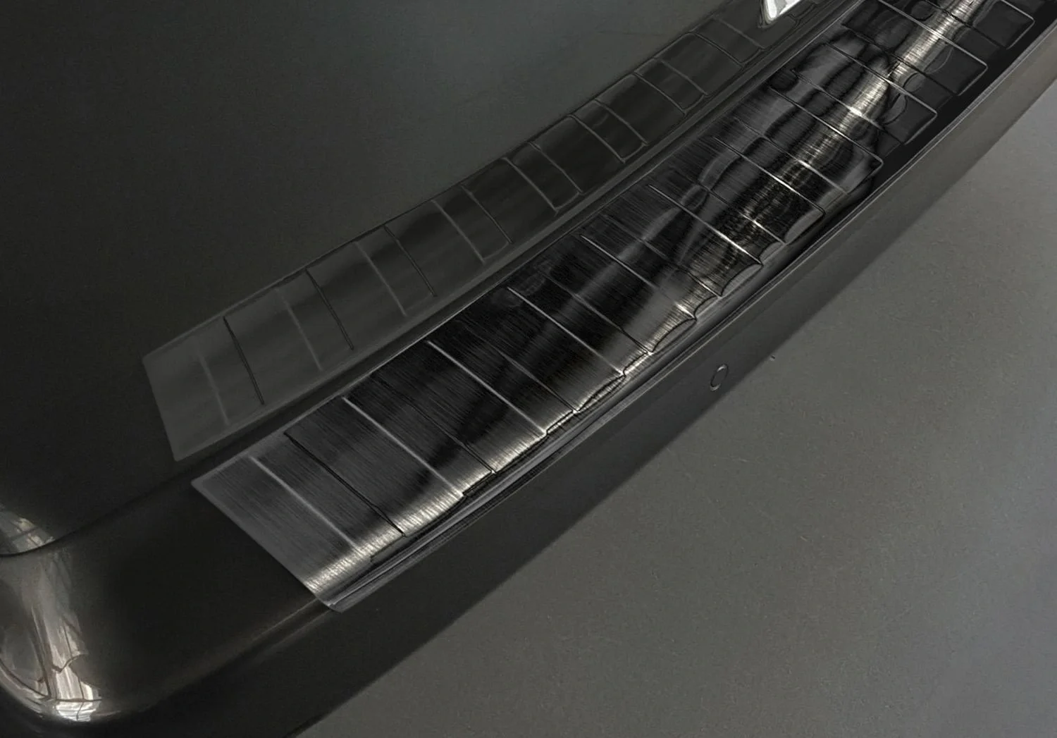 Ladekantenschutz Edelstahl graphite / black für Citroen Space Tourer, Baujahr 2016> - 3