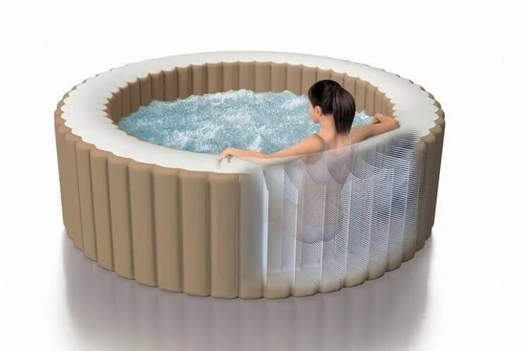 Bubble-Jacuzzi mit hartem Wasser - 8