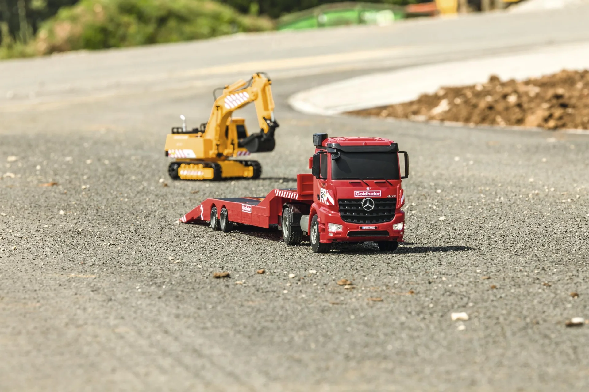 MB Arocs Goldhofer 2.4G, RTR 1:20 - 8