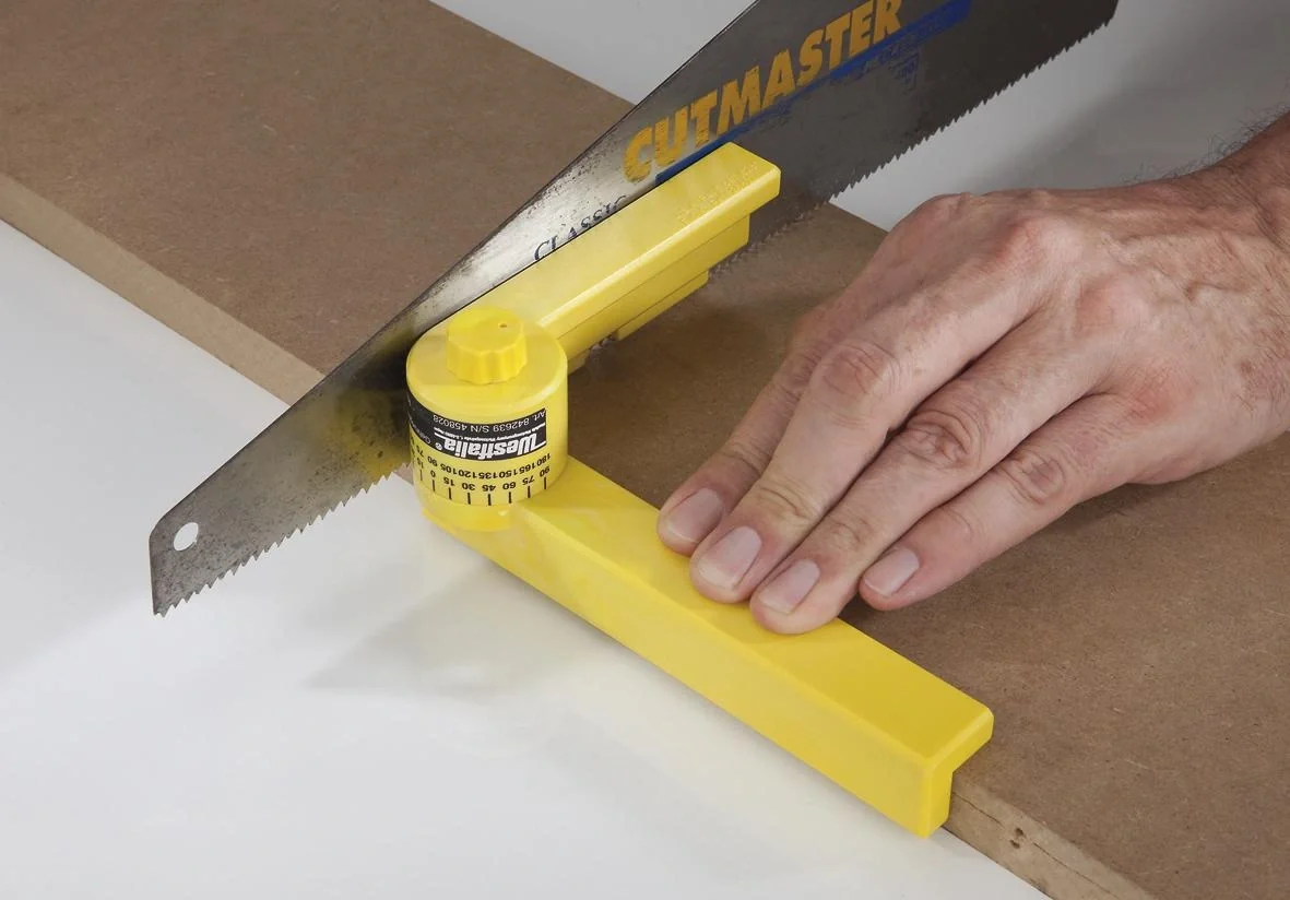 Magnetischer Winkel für Handsäge - 3