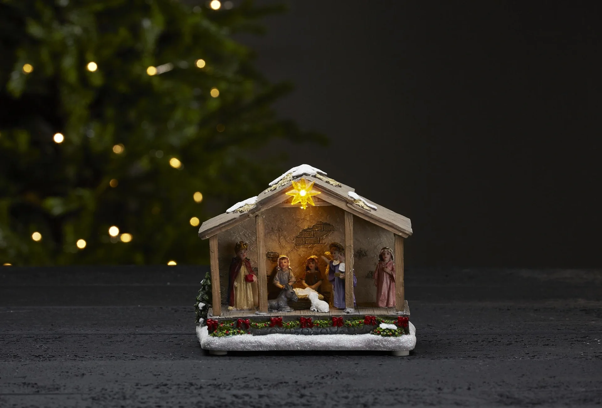 Krippe mit LED Beleuchtung - 2