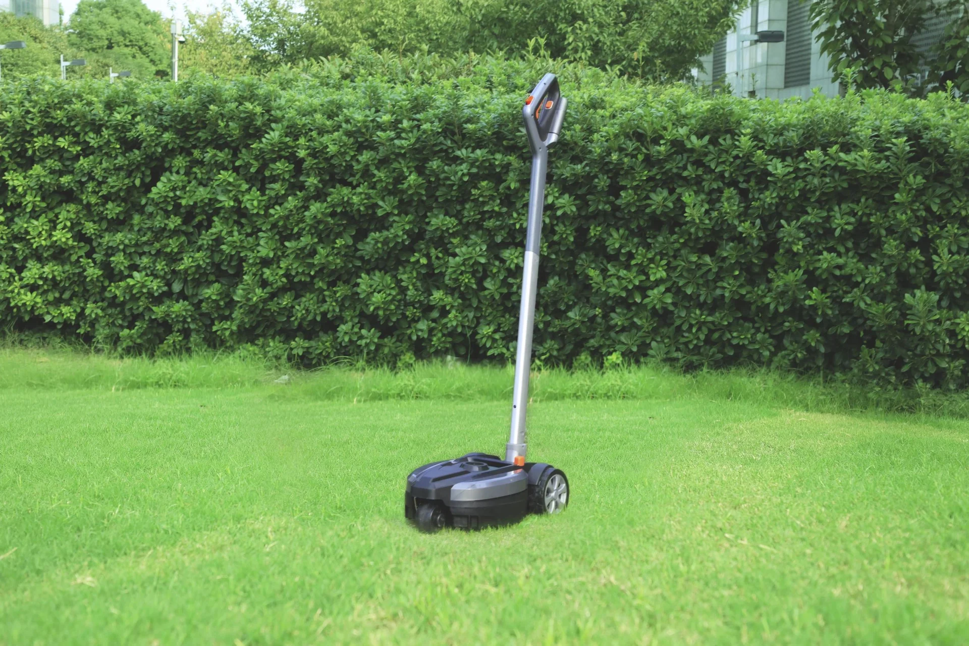 LM F23BN-EU 12V iFlex Compact Mower Set - 5