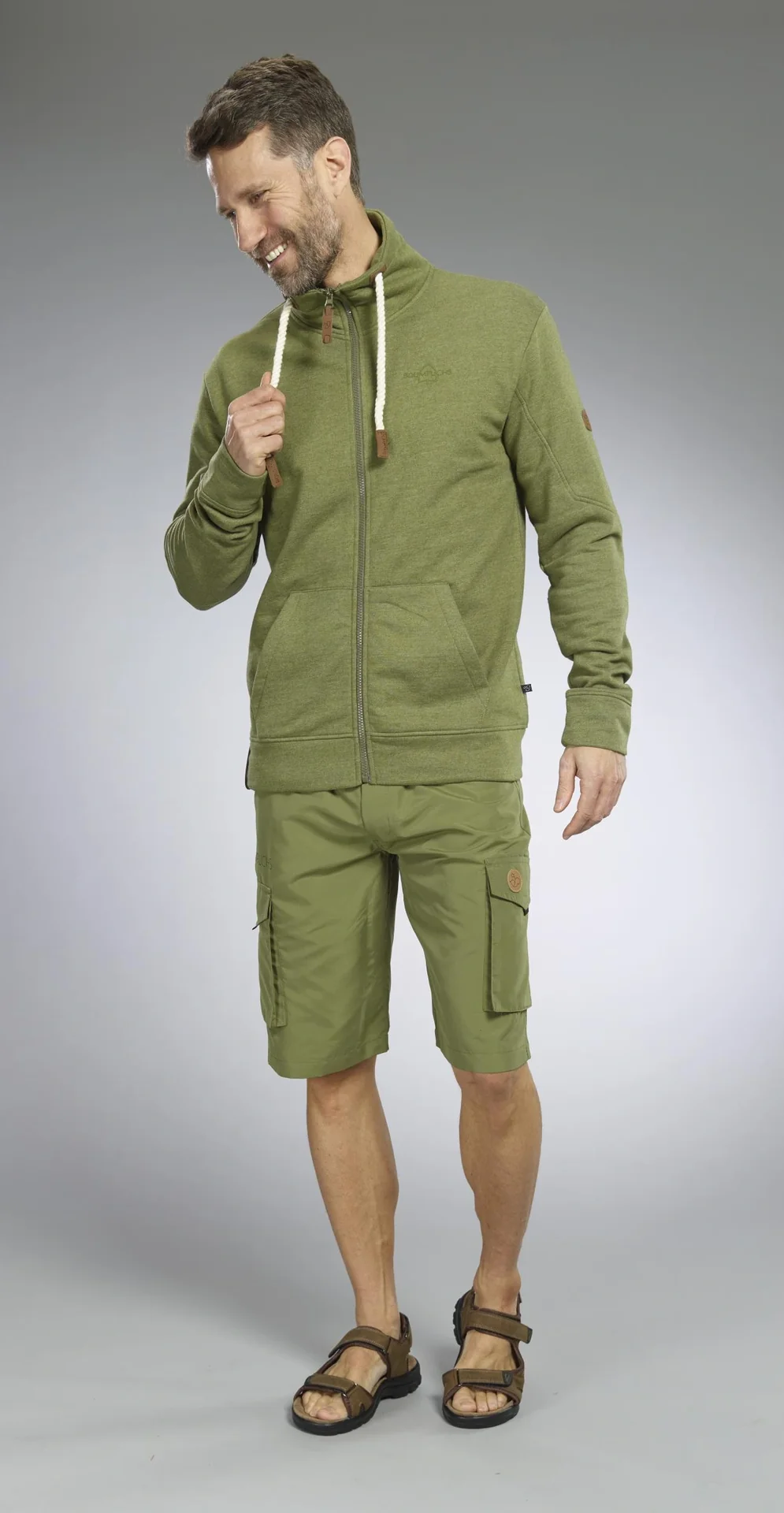 Shorts, Farbe oliv, Gr.XL - 2
