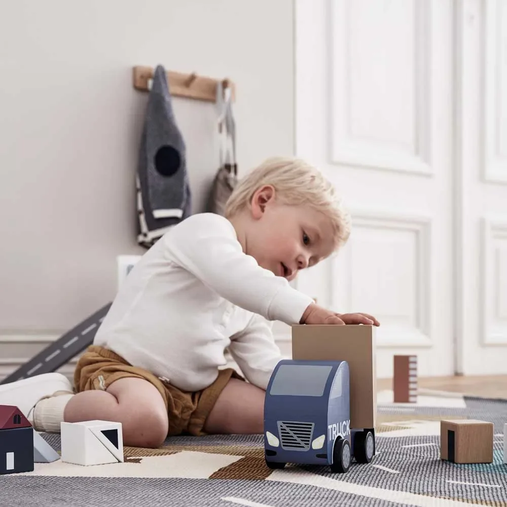 Kids-Concept-Spielzeug-Laster-Holz-462739_9.jpg