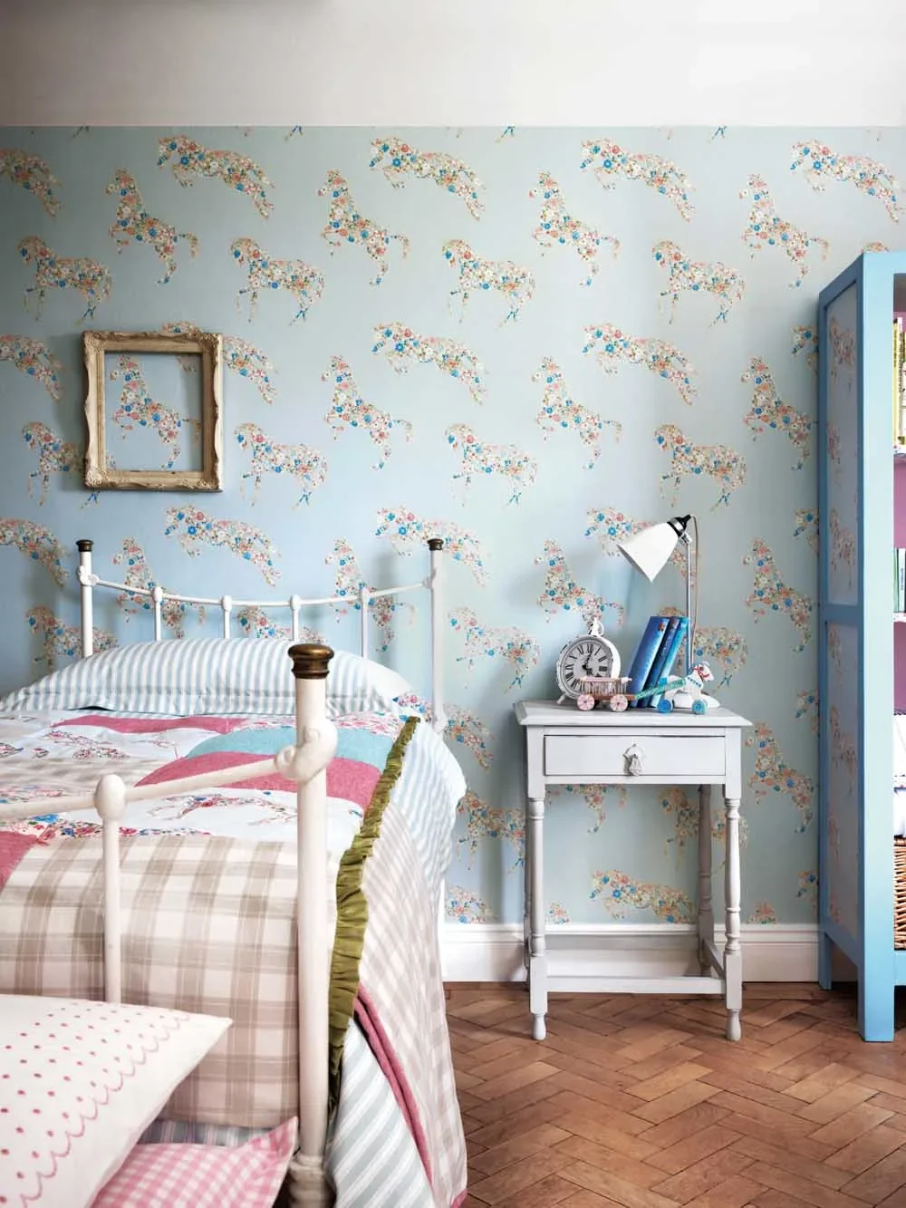 Little-Sanderson-Abracazoo-Tapete-Blumen-Pferde-creme-lavendel-465880_4.jpg