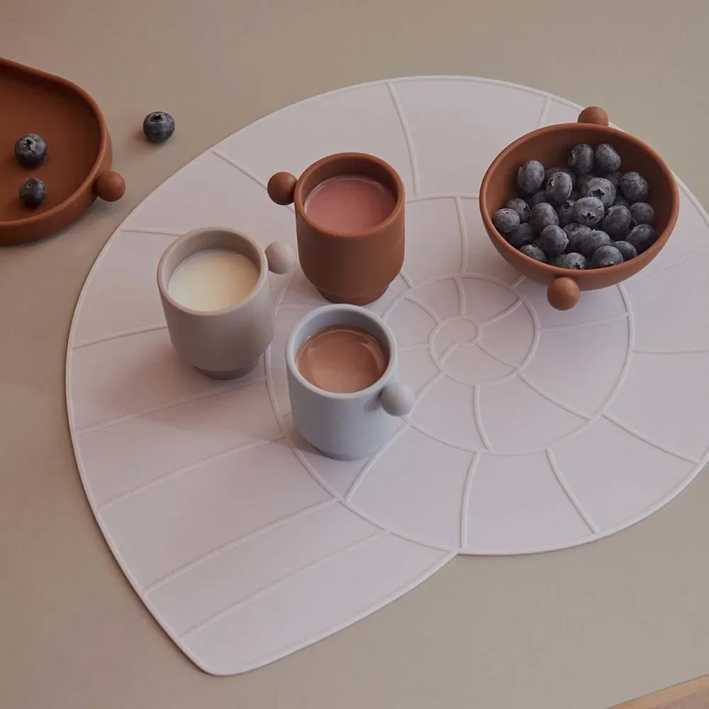 OyOy-Kinder-Becher-Set-Tiny-Inka-Silikon-hellblau-grau-465868_5.jpg